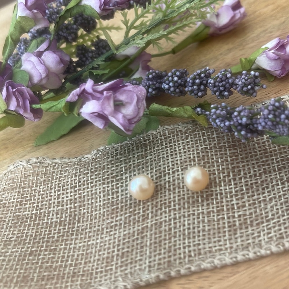 Peach Pearl Earrings